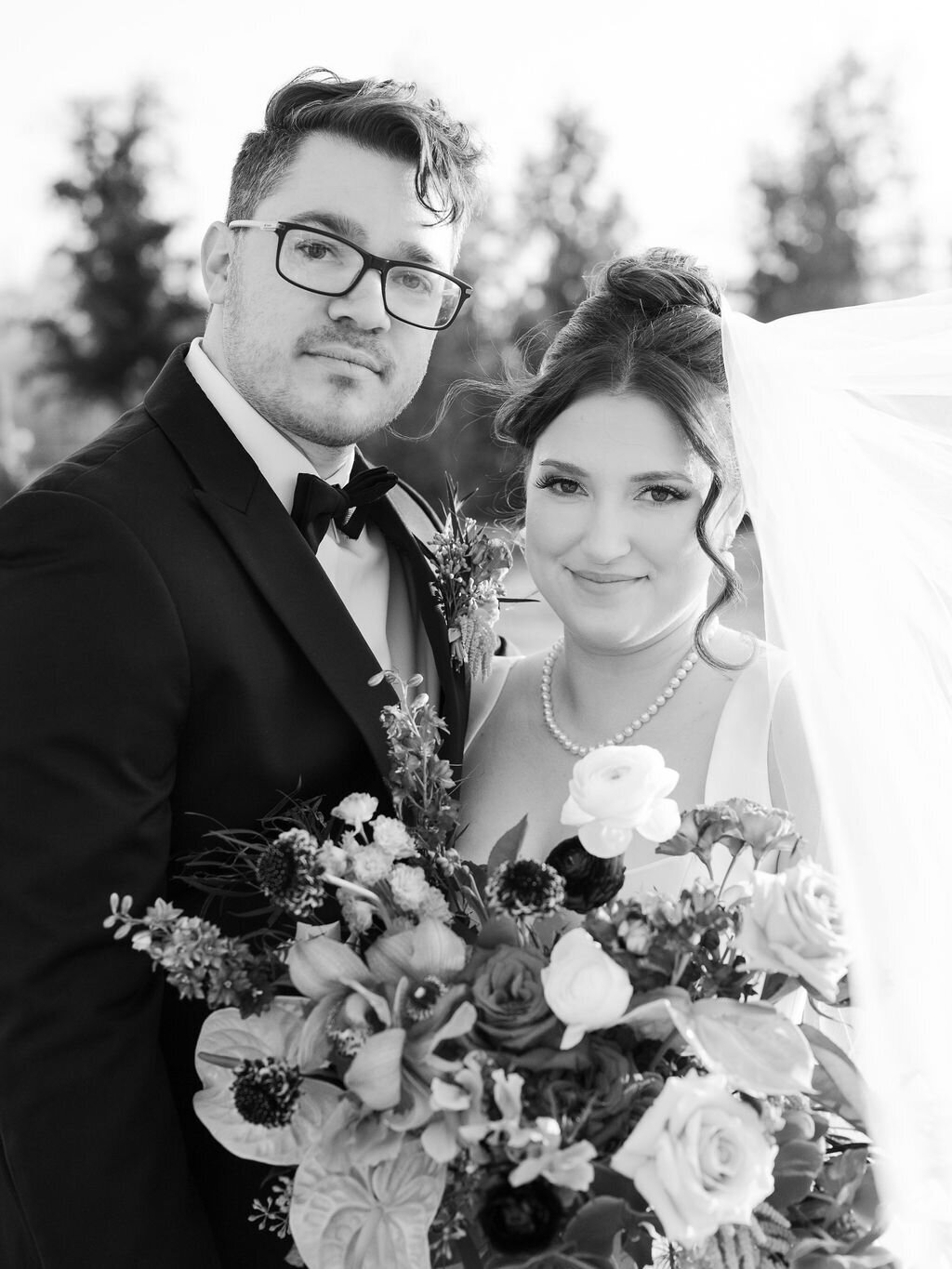11.Portraits-Chelsea&Aaron-AlisonBrookePhotography-44