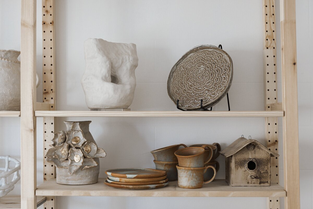 CIRINA_CASALUCI_PHOTOGRAPHY_POUNEH_POTTERY_PALM_DESERT_CA-213