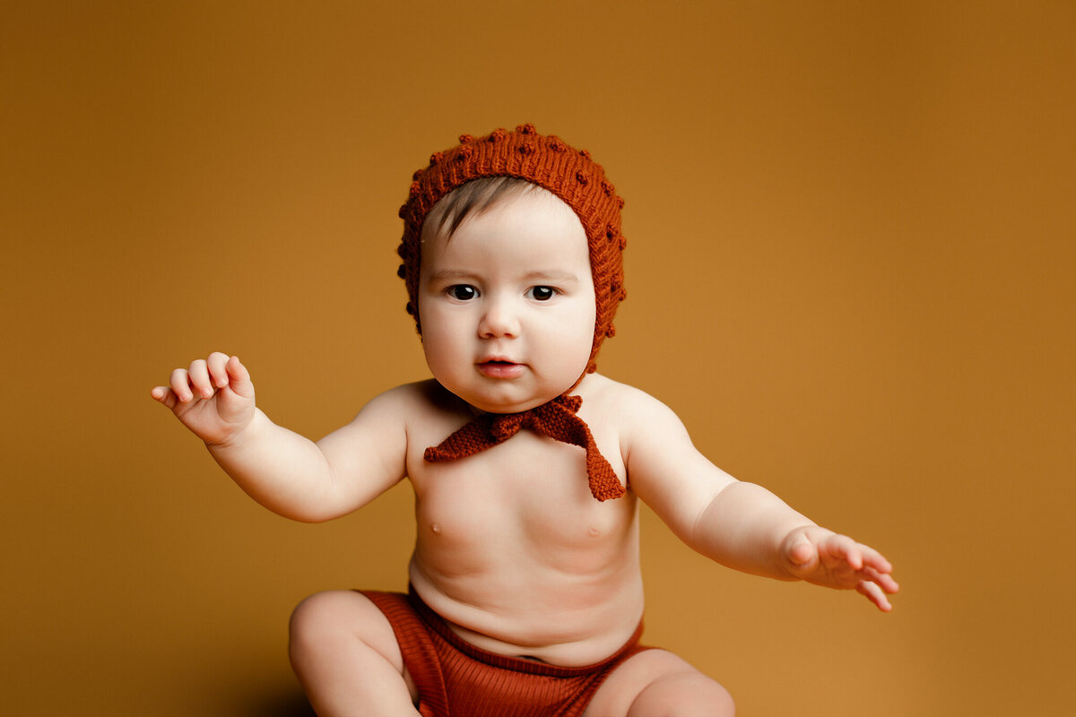 NW Arkansas baby photographer, milestone session near me, NW Arkansas baby portrait studio, professional baby photos