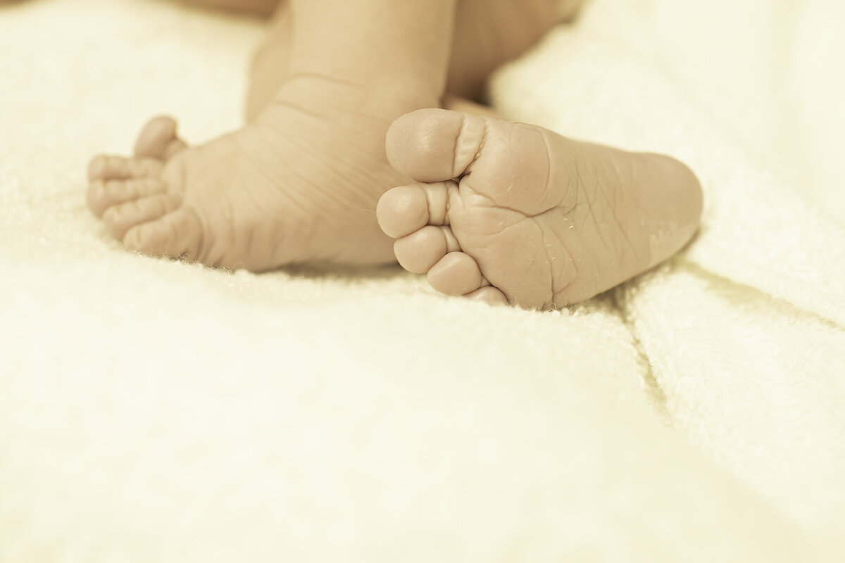 Fort-worth-birth-photographer-chunky-monkey-58