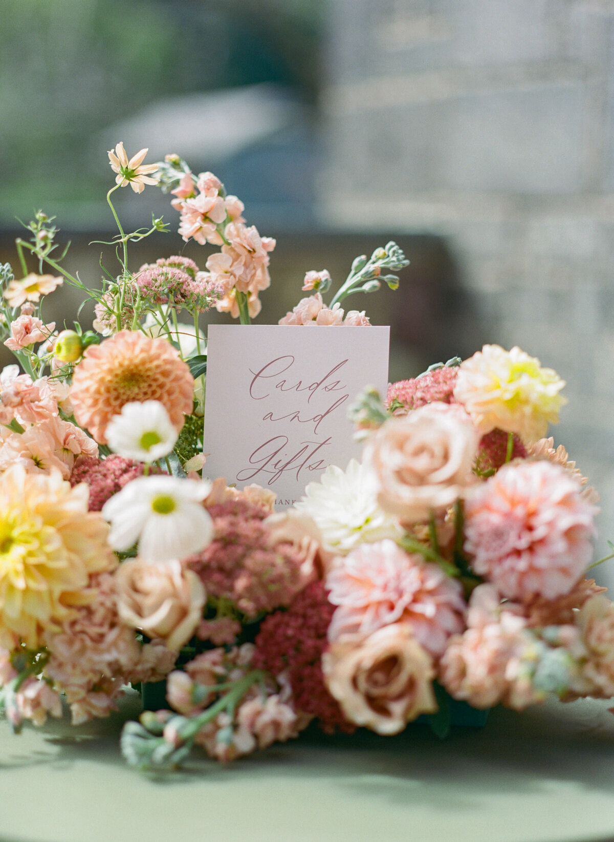 guest table florals for fall wedding at hartwood acres