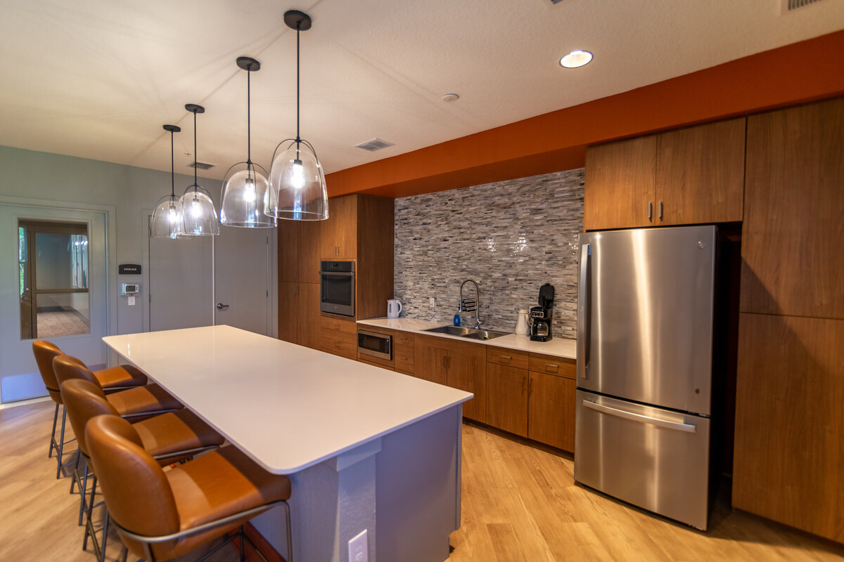 042324ROCHESTERPARK-117