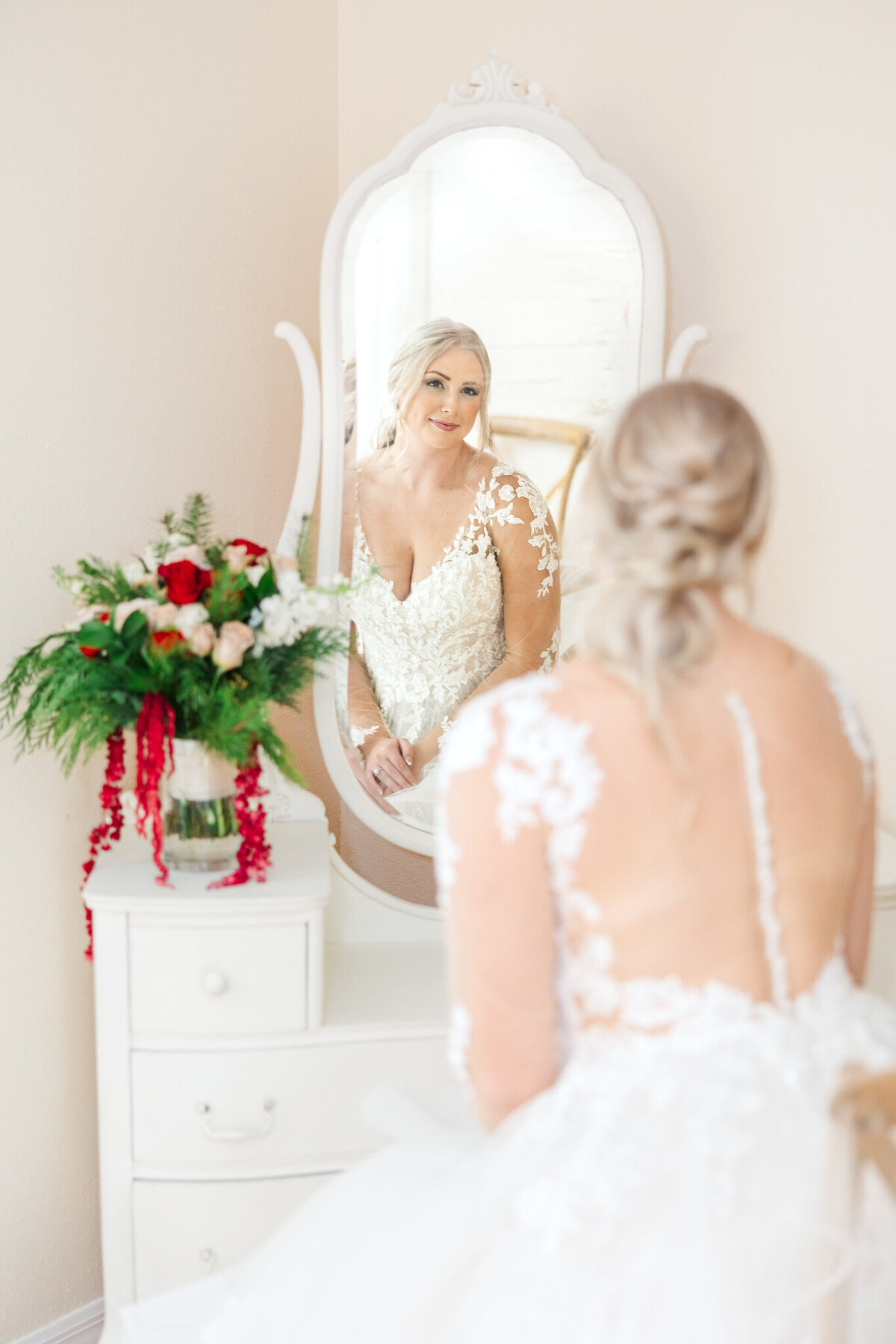 Florida-Rustic-Barn-Weddings-2023-Karisa-Denae-Photography-g-21