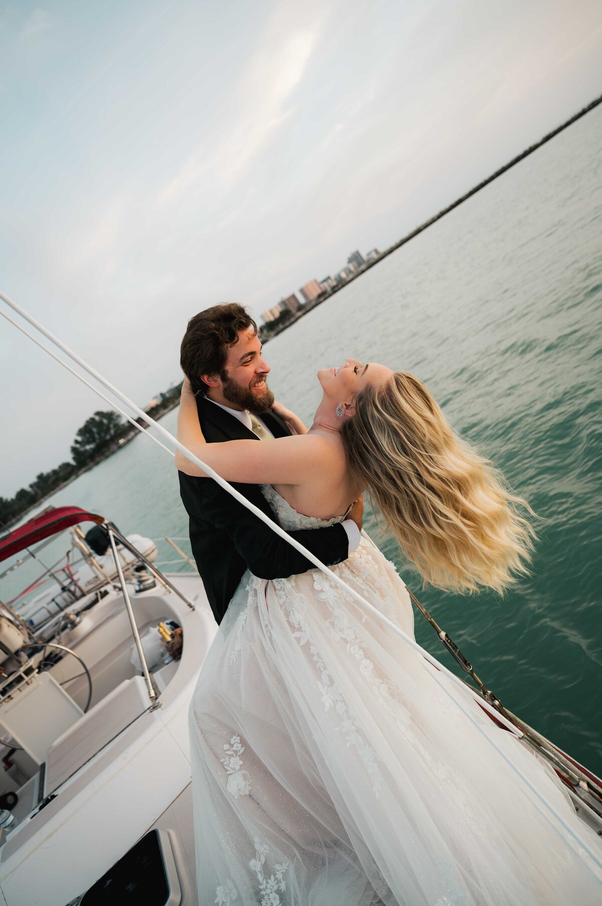 rachelandcosta-sailboat-bridalportrait-sneakpeeks4