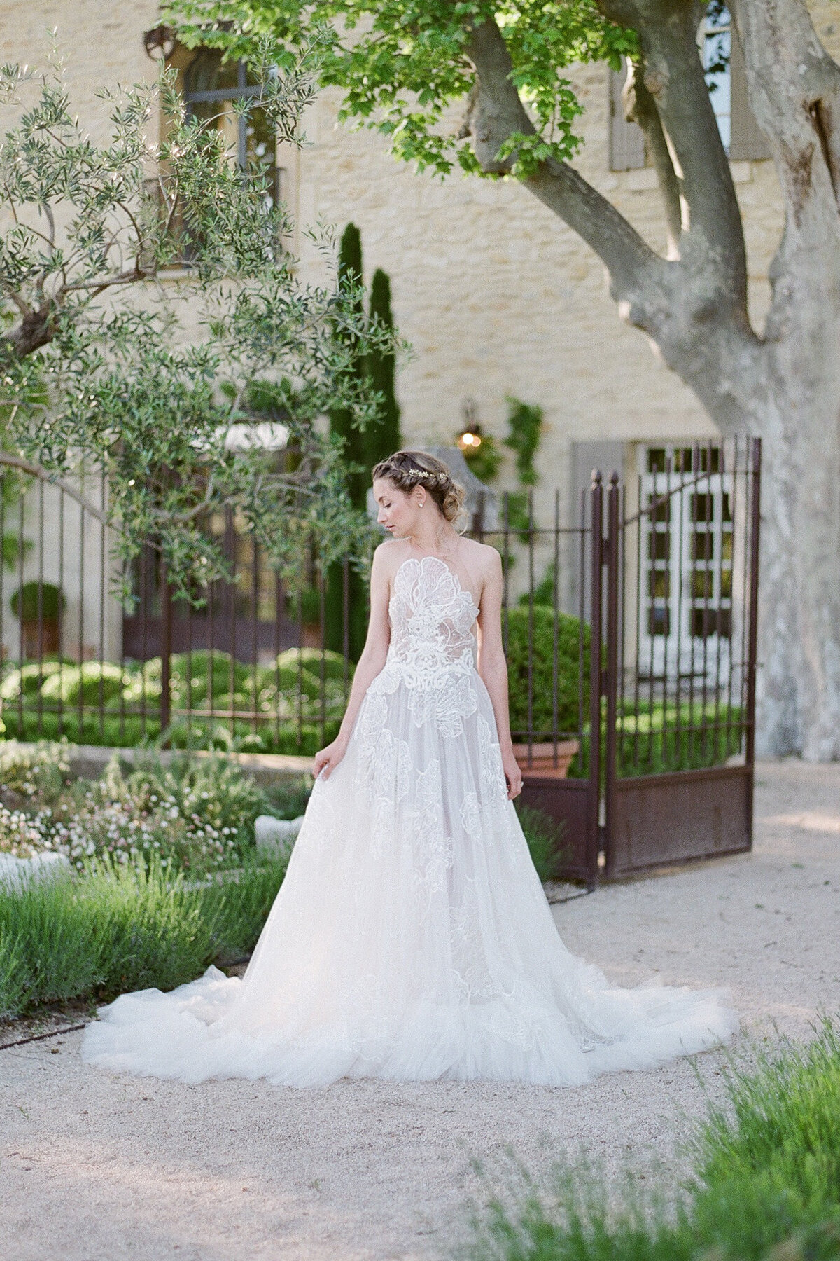 Anna_Grinets_Photography_Provence_wedding_Clos_Saint_Estève_043