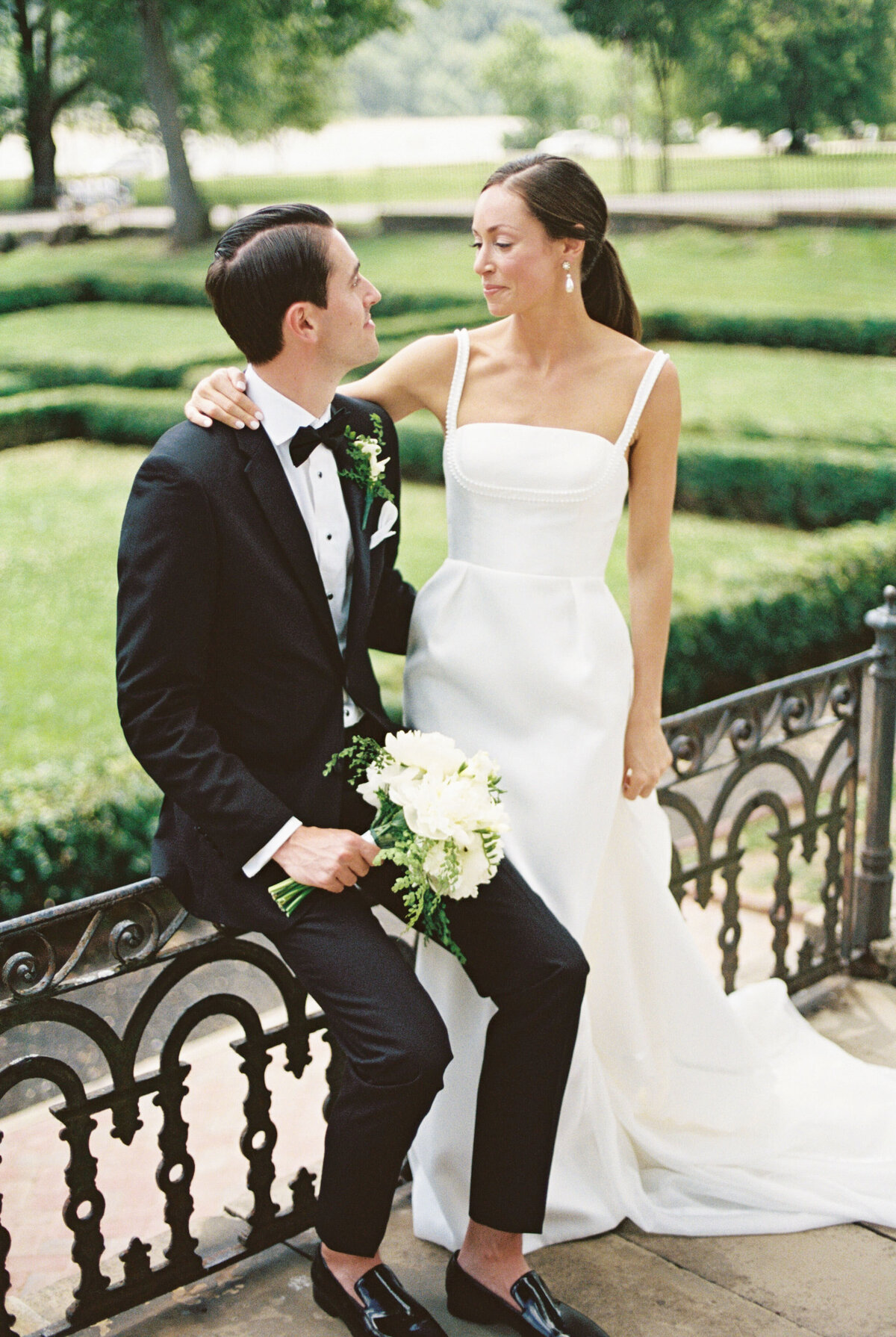 wedding-photos-bride-and-groom