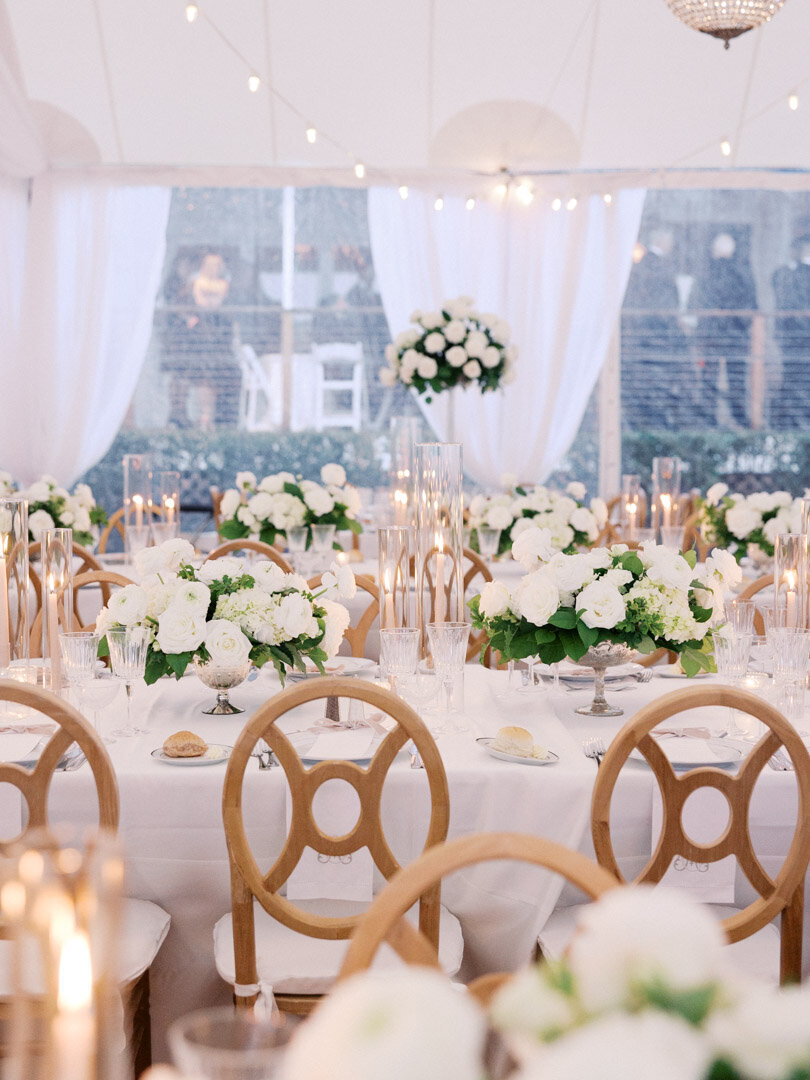 riverview-yacht-club-tented-wedding-florals-2