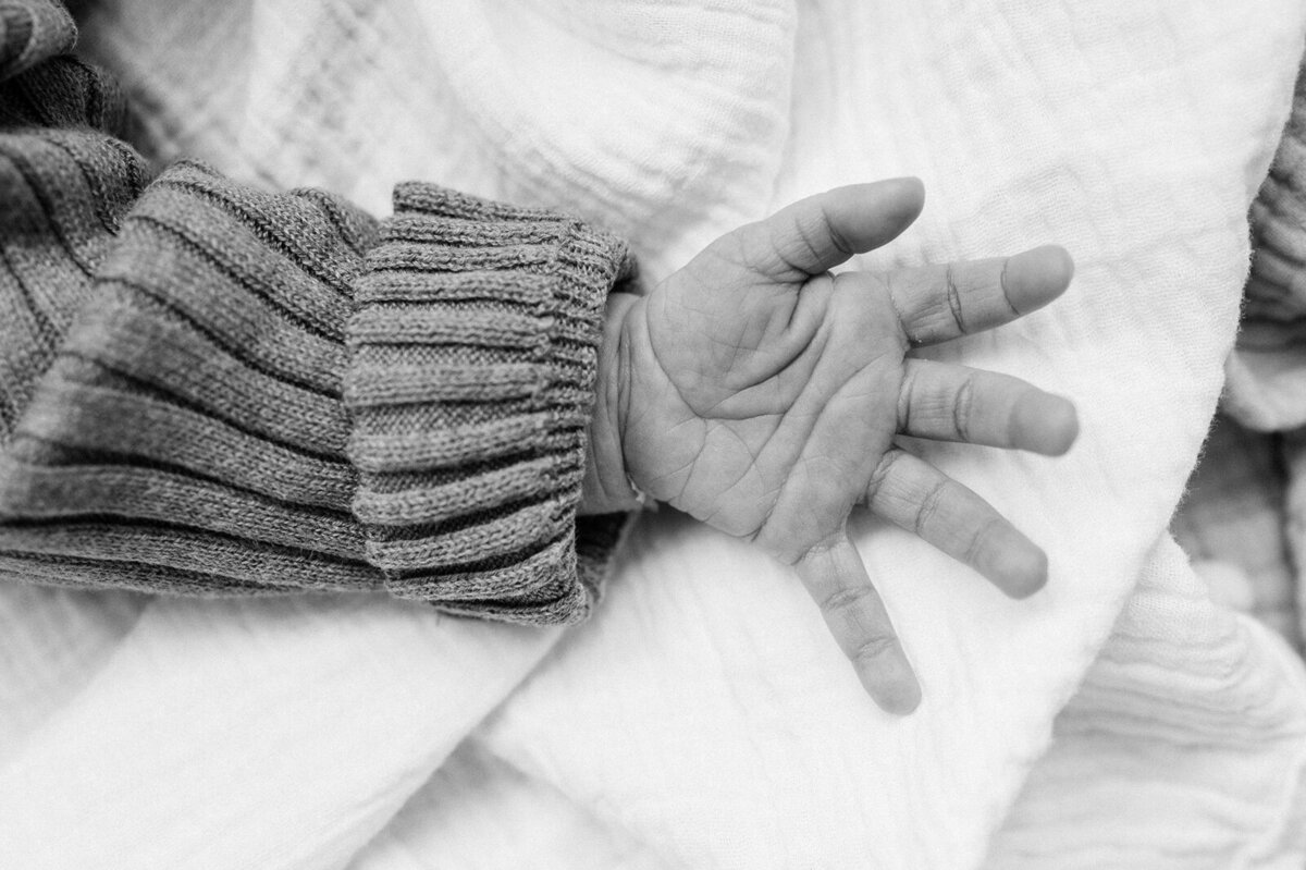 newborn-fotografie-zuid-holland-detail-handjes