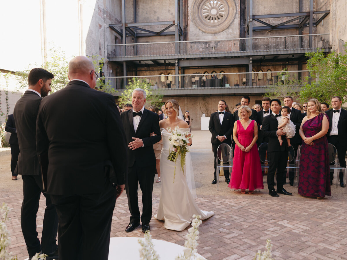 Cacie_Carroll@CacieCarroll_ElecticSpringWedding_TheAbbeyPHX_PhoenixArizona-135