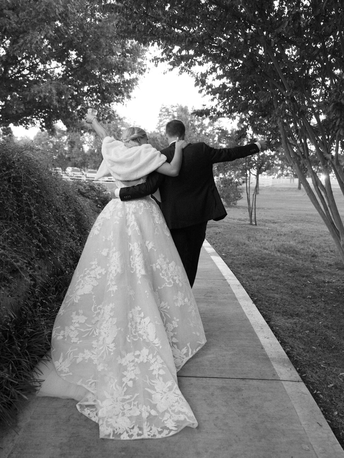 Kristin_Greg_Marblegate_Farm_Wedding_Abigail_Malone_Photography-1225