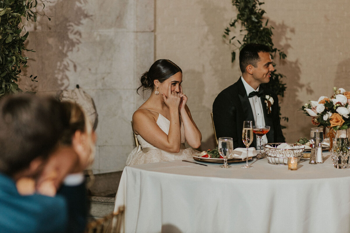 WELLING-FLORES.Wedding.EngineersClub-rcptn-91