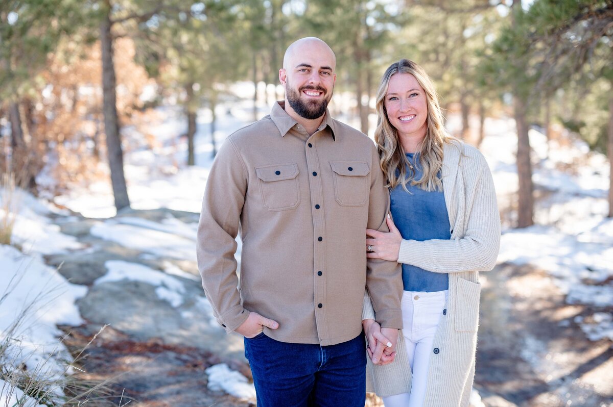 Colorado-Springs-CO-Ute-Valley-Pine-Tree-Christmas-Mini-Session-Magnolia-and-Grace-Photography-Co-CourtneyG-# (1)-10