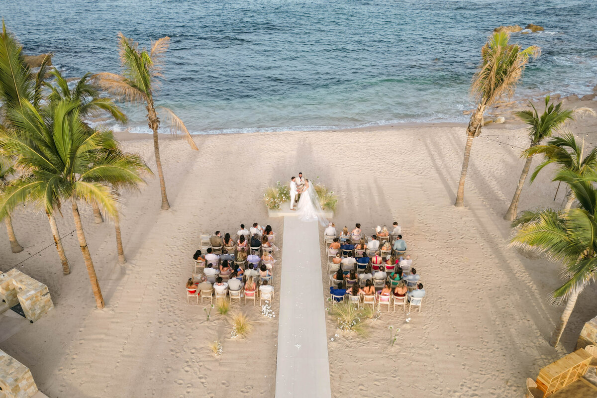 515-Chileno-Bay-Resort-LosCabos-Mexico-Summer-Kyle-Allen-Wedding-46