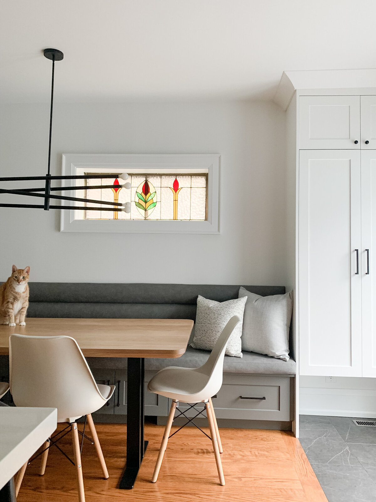 Banquette storage