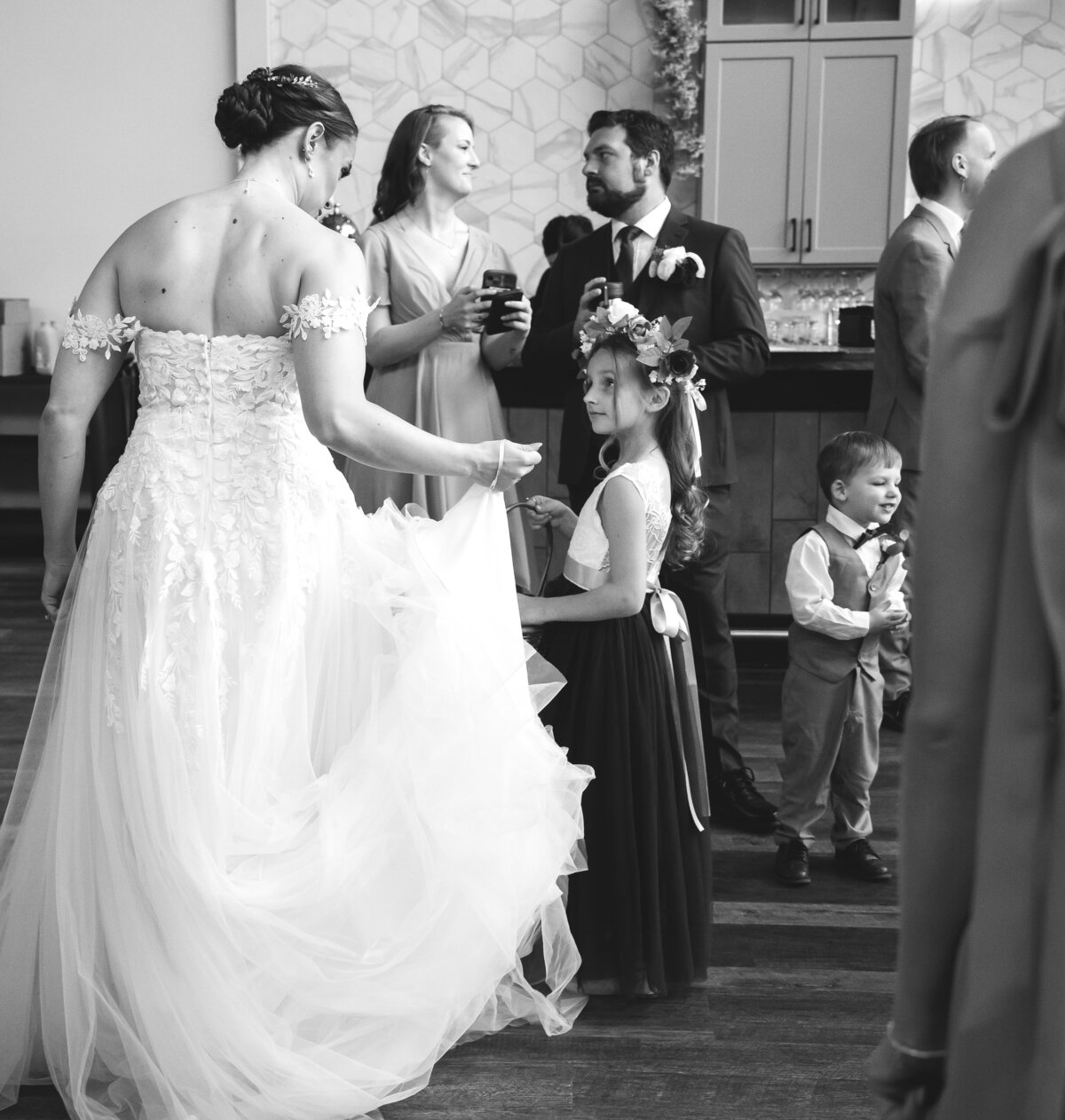 Buffalo, NY Rochester, NY and WNY wedding and engagement photographer. Jessica Stewart Photograpy The Sterling Clarence NY The Timberlodge Clarence NY Weddings