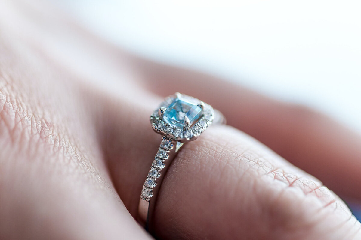 Azalea-Website-Template-Engagement-Photos-05