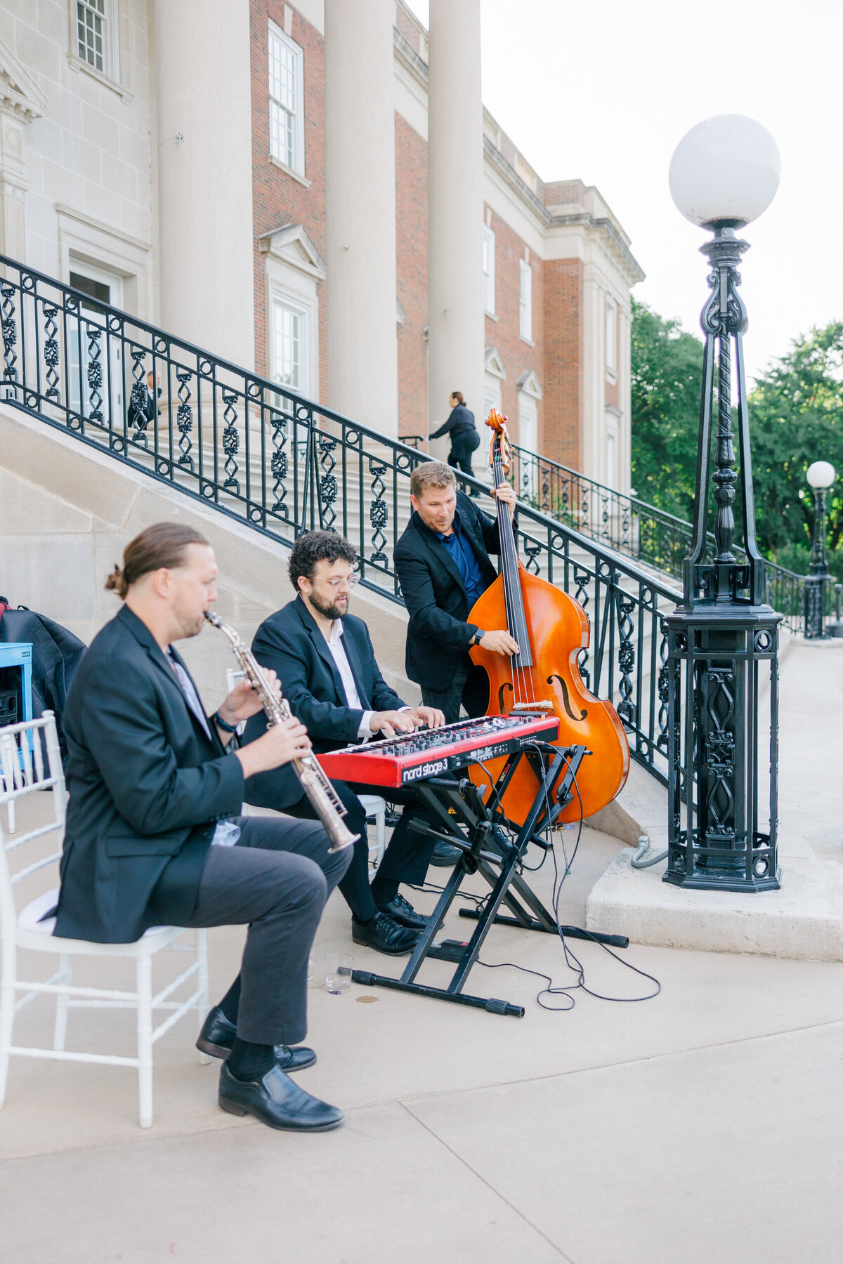 Lexi Benjamin Photography_Reynolds Chicago History Museum Wedding_07.06.24-285