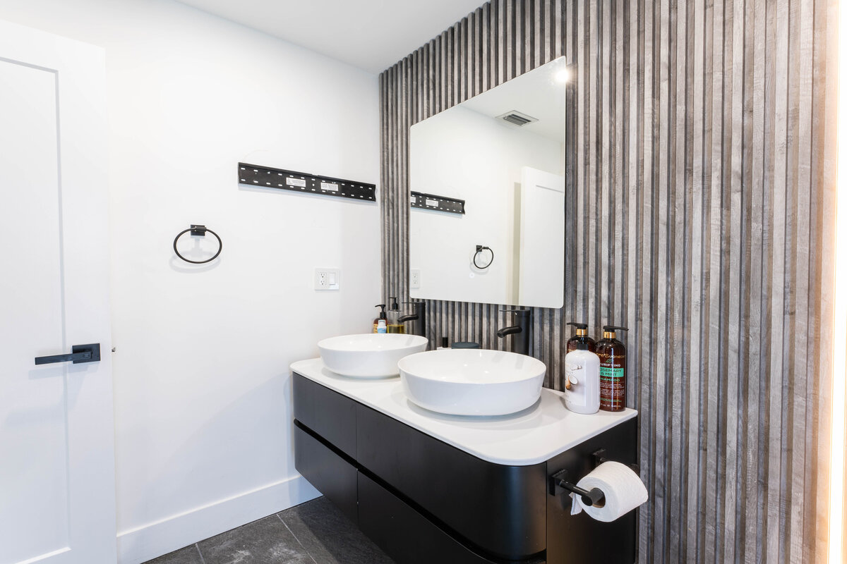 Bathroom 2 (3)