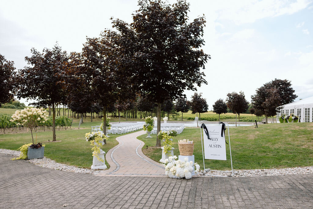 Ally&AustinWedding120-1
