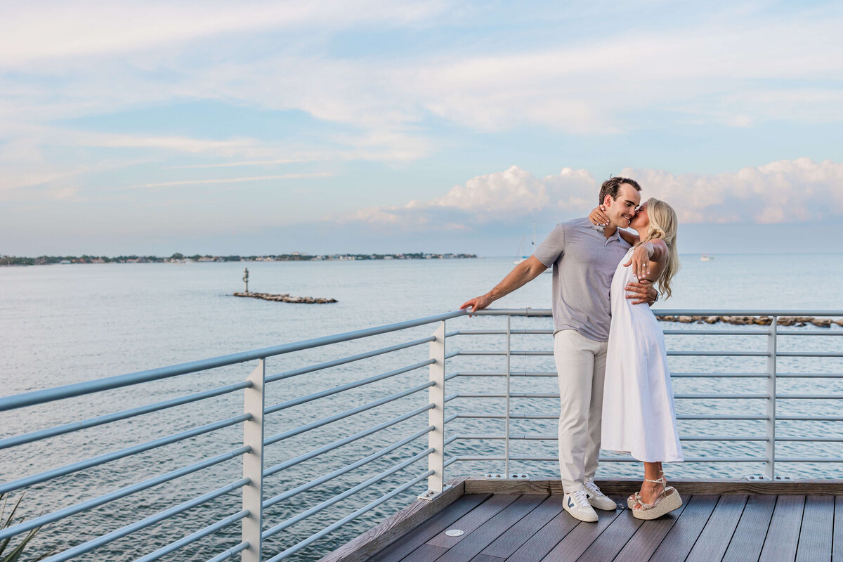 AptBPhoto_JackMeg_St_Pete_Proposal_Photos-36