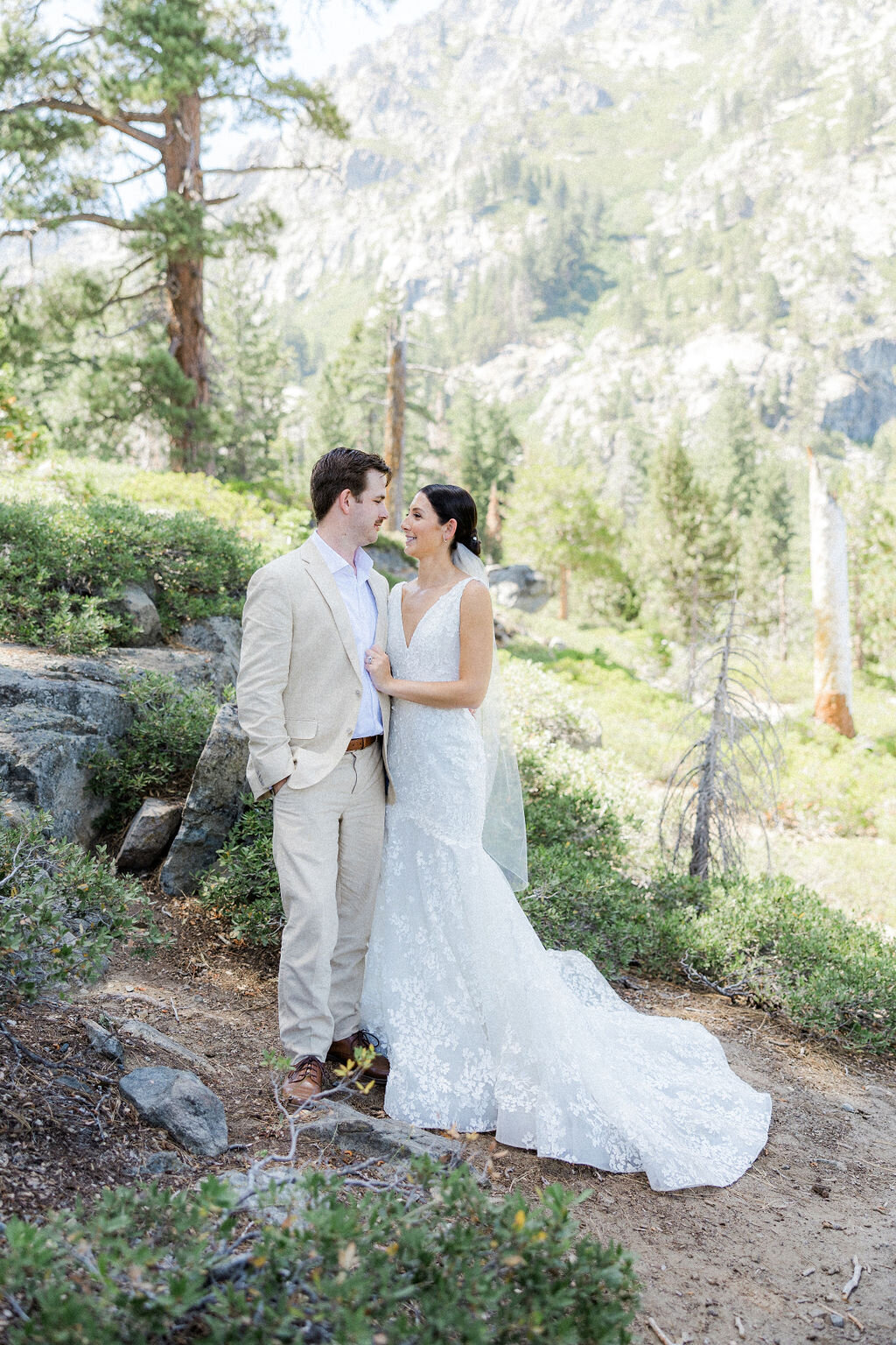 AJ Photography Armando Nevarez Lake Tahoe Elopement Photographer  Emotive Documentary5 (168)