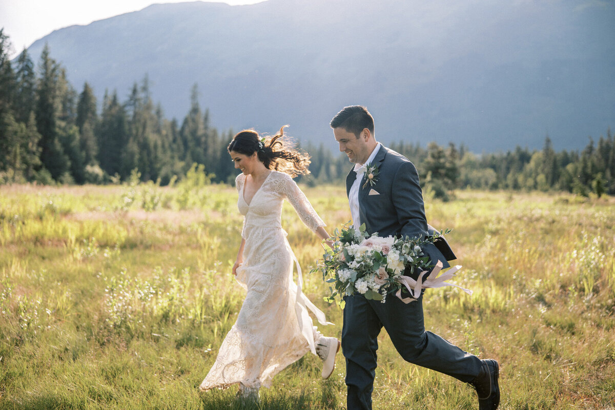 Alaska_Wedding_Elopement_CorinneGraves_1036