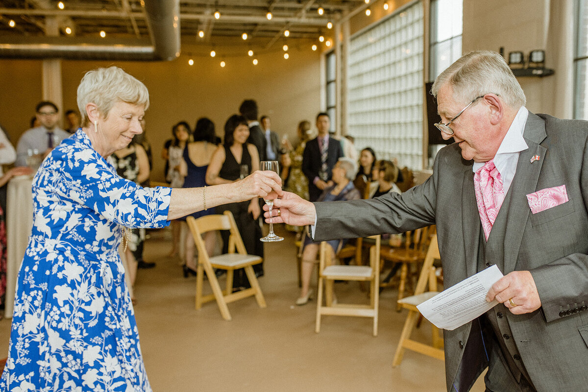 downtown-toronto-junto-studio-nontraditional-cool-modern-wedding-whim-and-willow-photo912