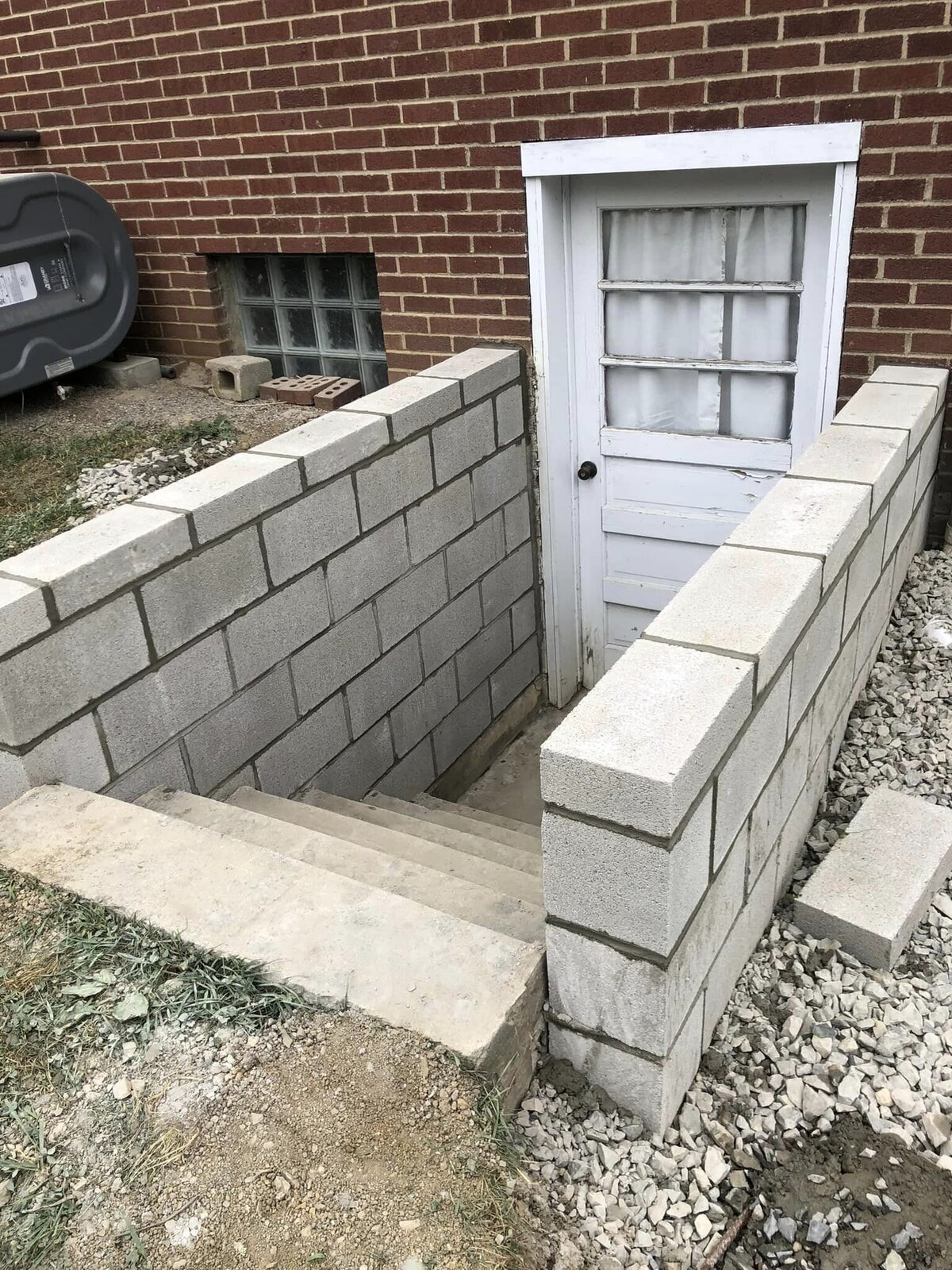 Retaining-Wall-Basement-Support-Latobe