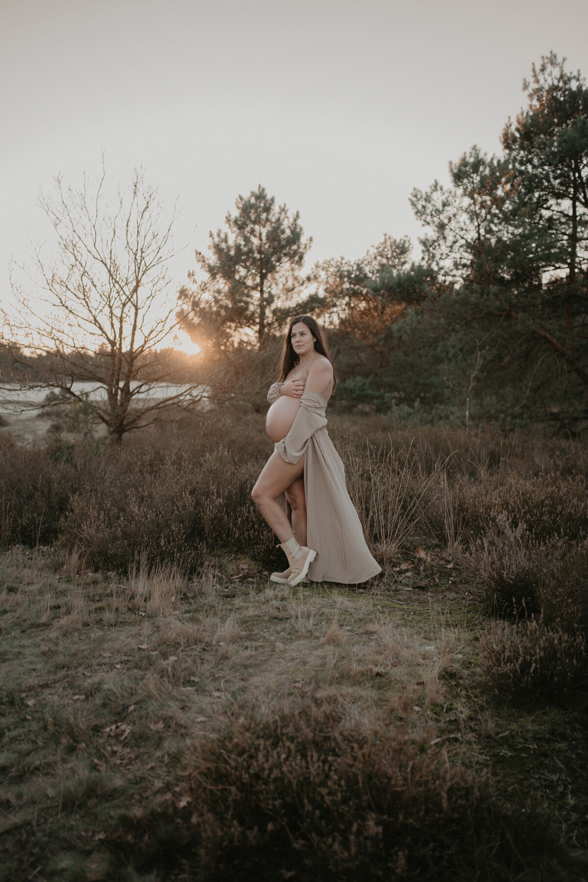 zwangerschap_zwangerschapshoot_fotoshoot_Momentjes & Zo (21 van 32)