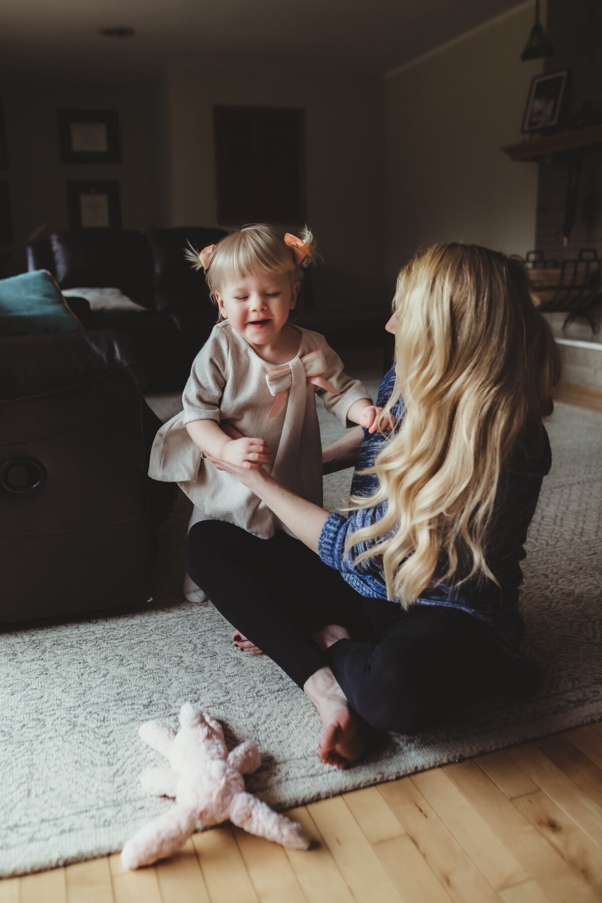 Lindsay-wilson-photography-in-home-newborn-22