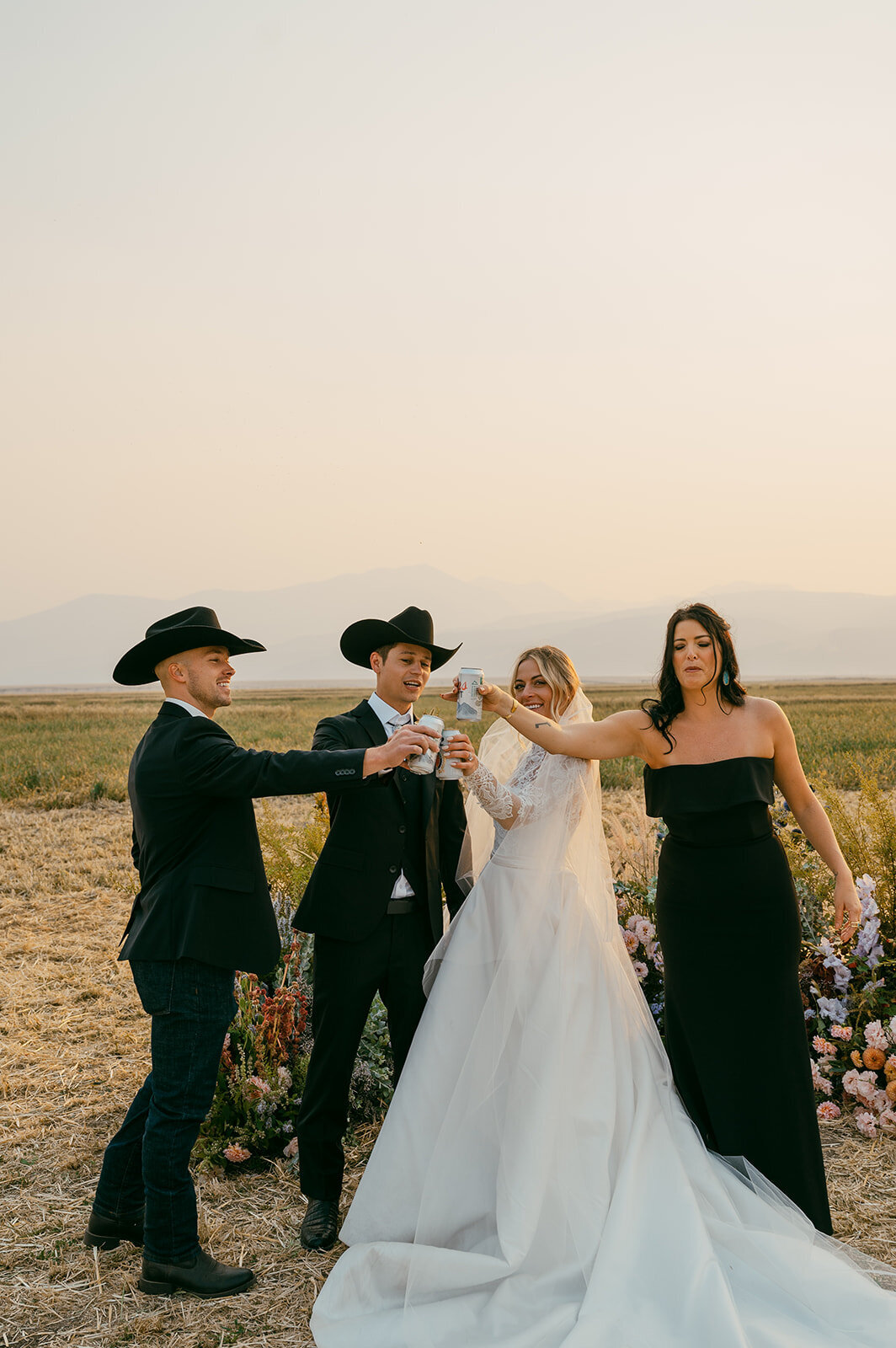 presley-gray-photo-Deerlodge-rustic-western-Montana-wedding-5693
