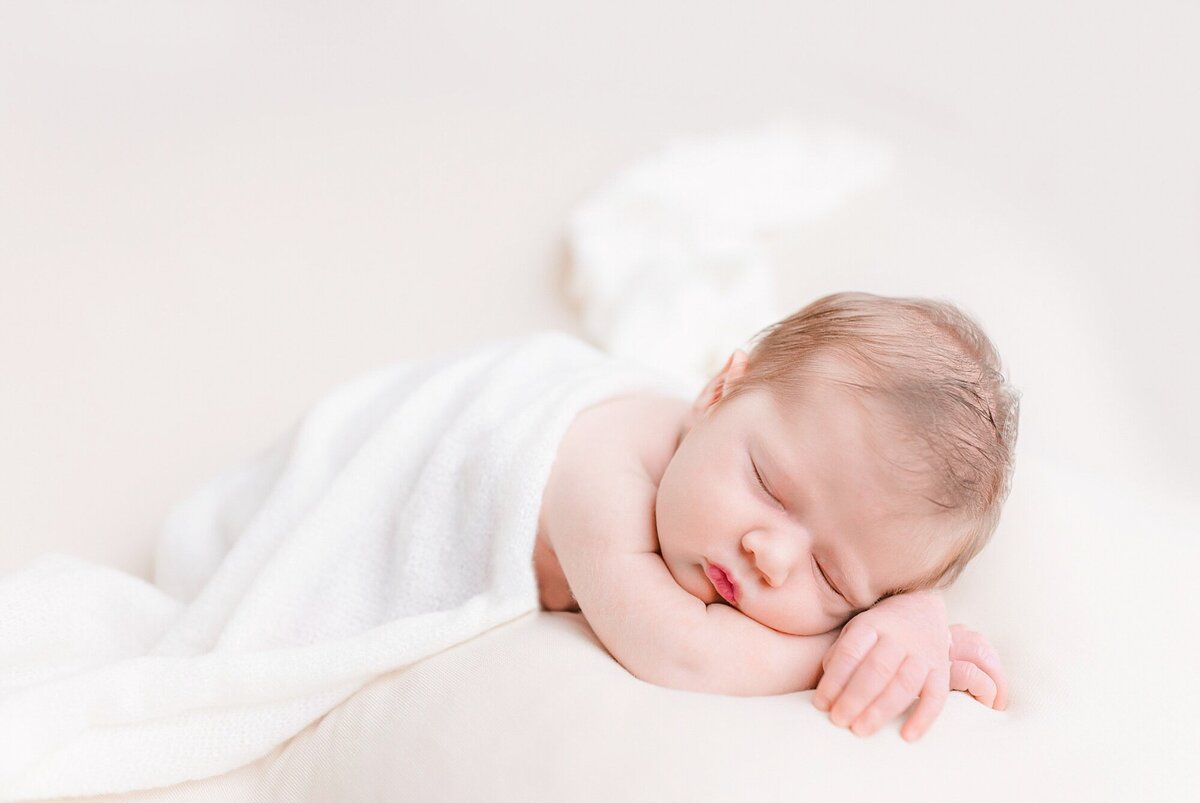neutral newborn girl photos
