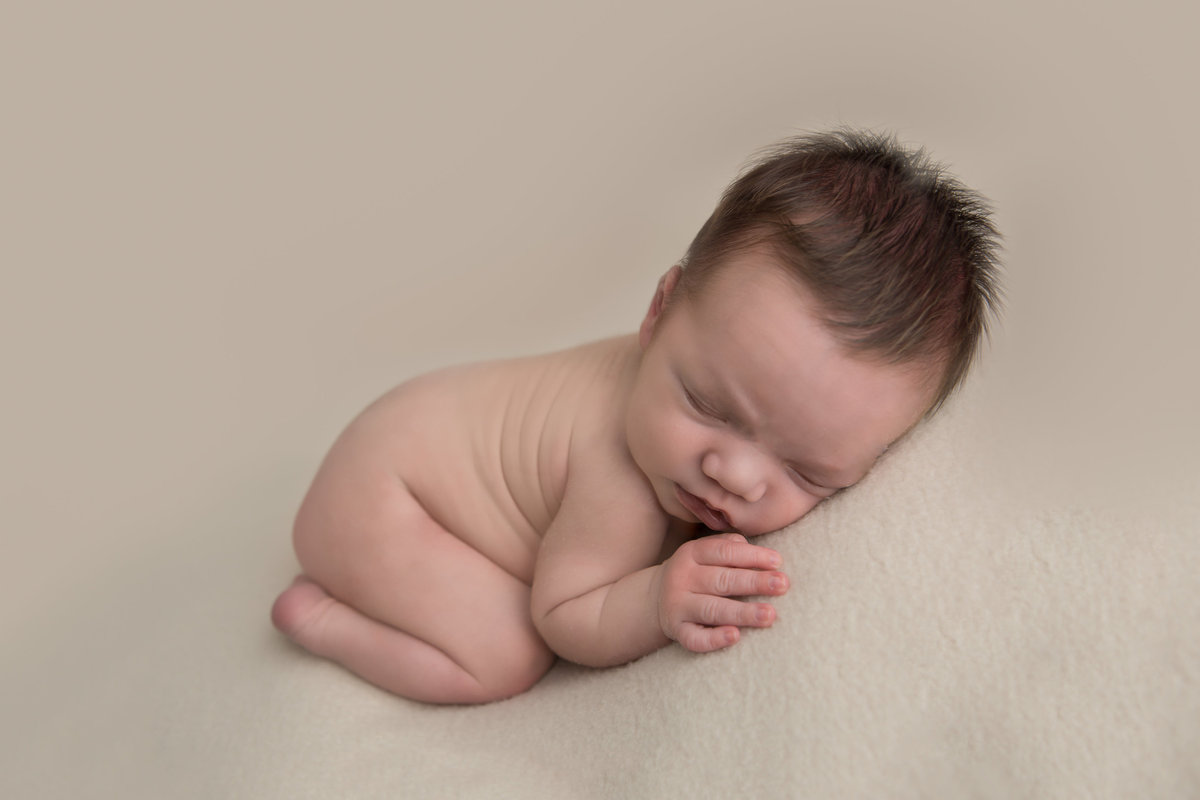 Maternity Newborn - Holly Dawn Photography - Wedding Photography - Family Photography - St. Charles - St. Louis - Missouri-44
