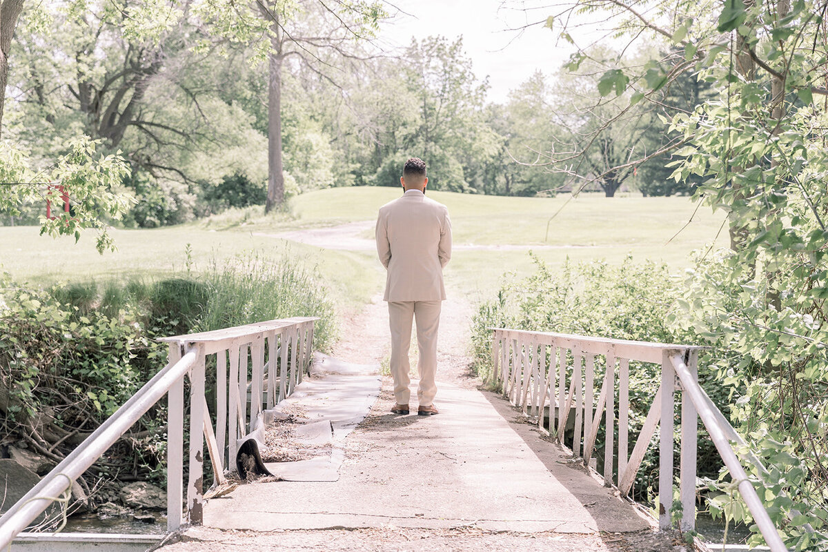 Detroit-Michigan-Wedding-Photographer-Heather-and-DJ-4
