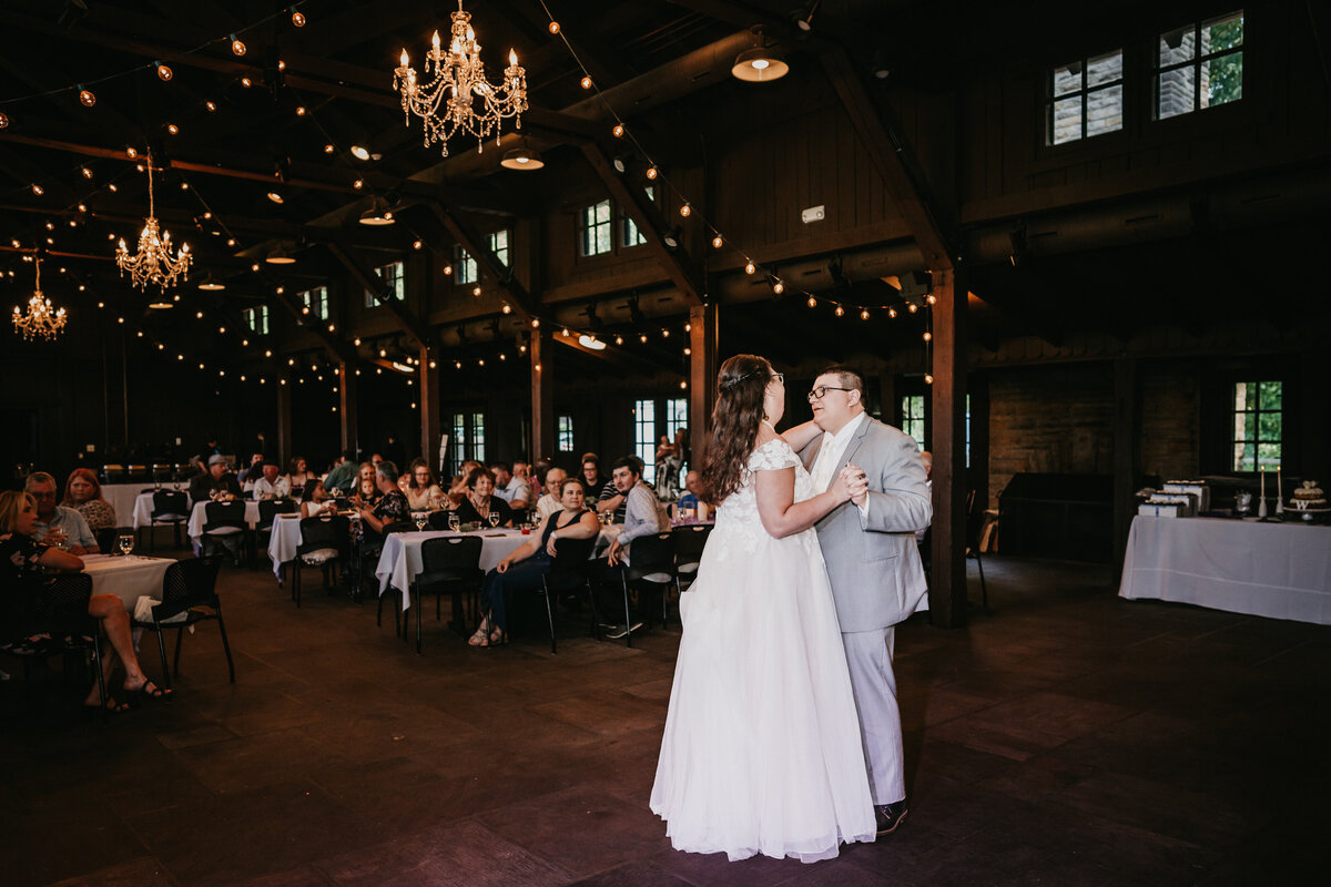 Wedding at Happy Days Lodge, Ohio