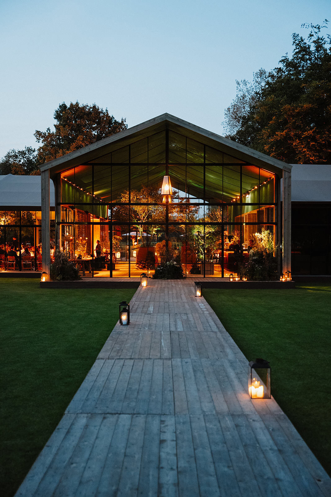 luxurious-royal-like-wedding-belgium-00050
