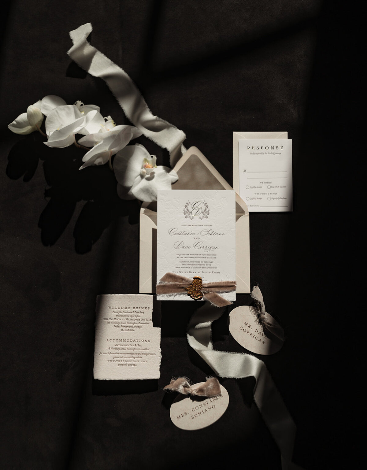 wedding-stationery-at-south-farms-morris-ct