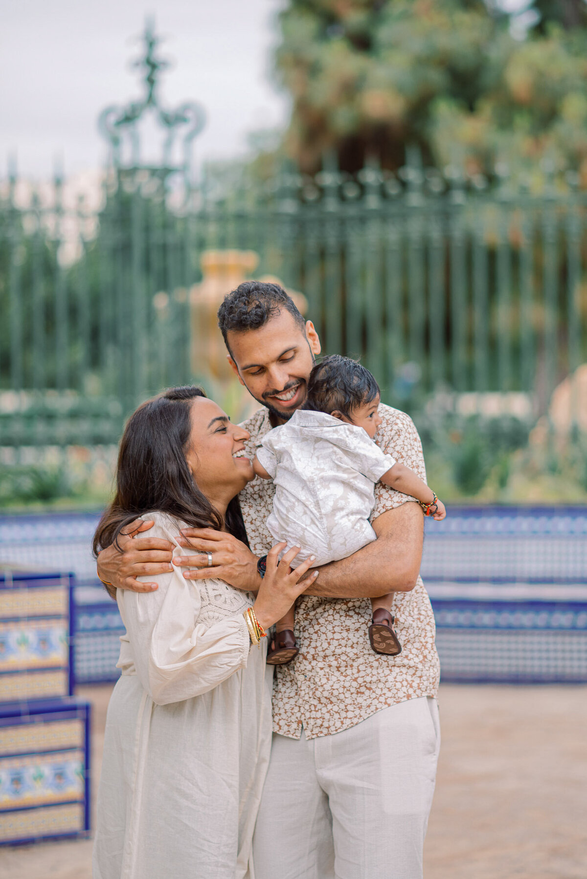 Vacation-Family-Photographer-Valencia-Viveros-Garden-8