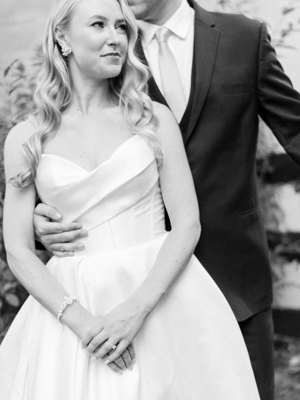 NikkiSanterre_EastCoastPrivateEstateWeddingPhotographer_Caroline&Ben-34