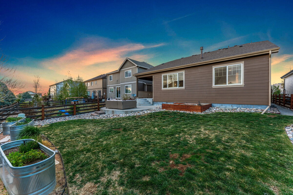 24-web-or-mls-4967 S Ukraine St 25