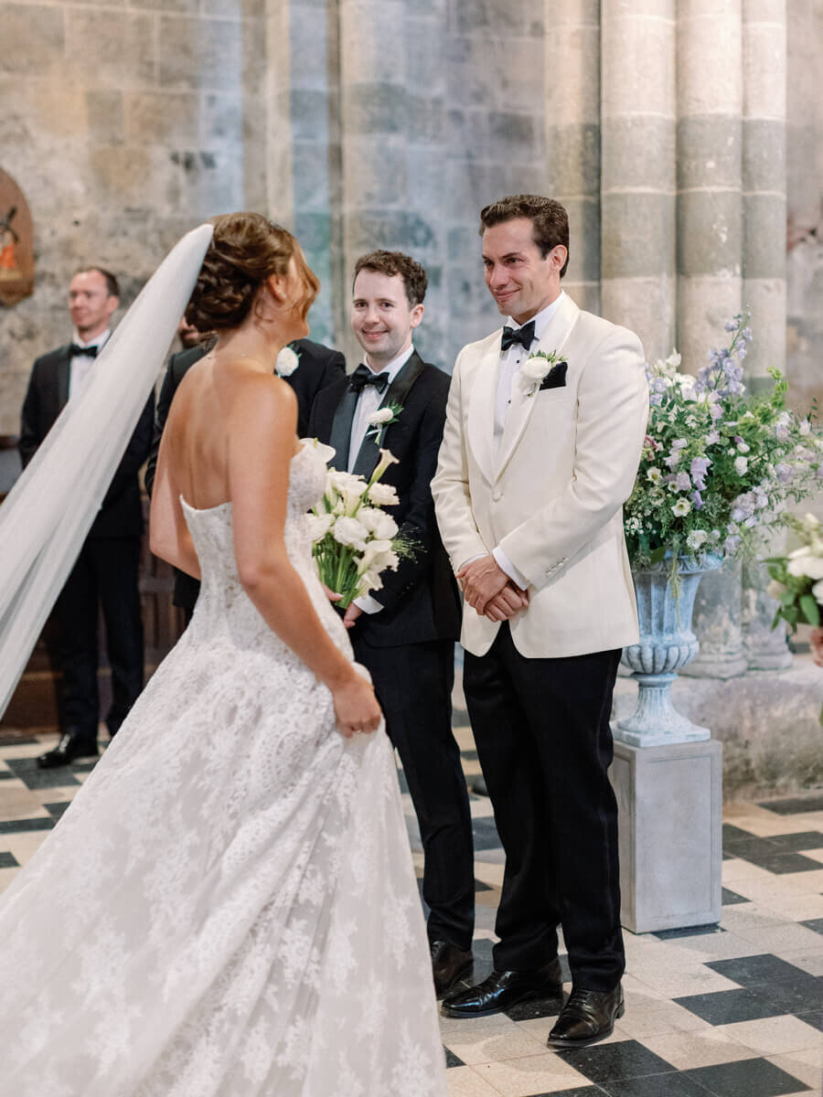 wedding - luxury - flowers -florist - chateau - floristry - florals -bride -couple-7