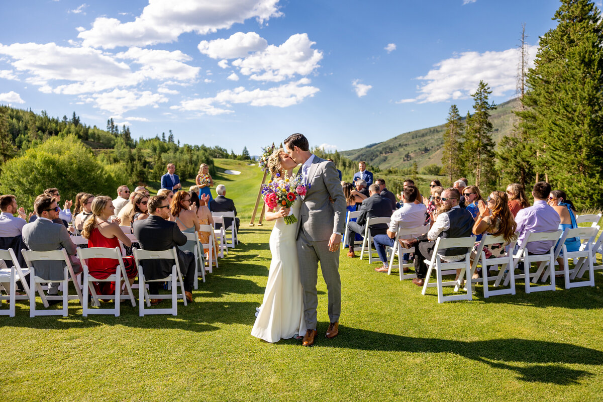 hillary-shedd-photography-Silverthrone-Colorado-Colorful-Wedding-Three-Peaks-Golf-Club-113