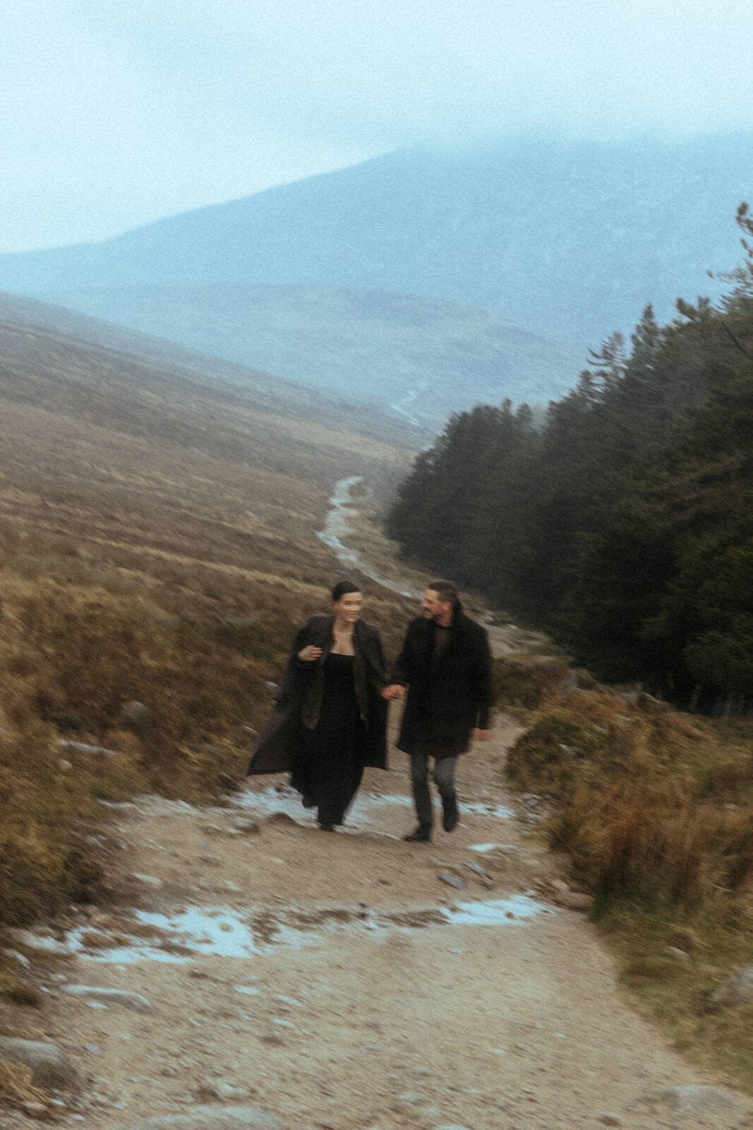 relaxed-engagement-photos-dublin-ireland