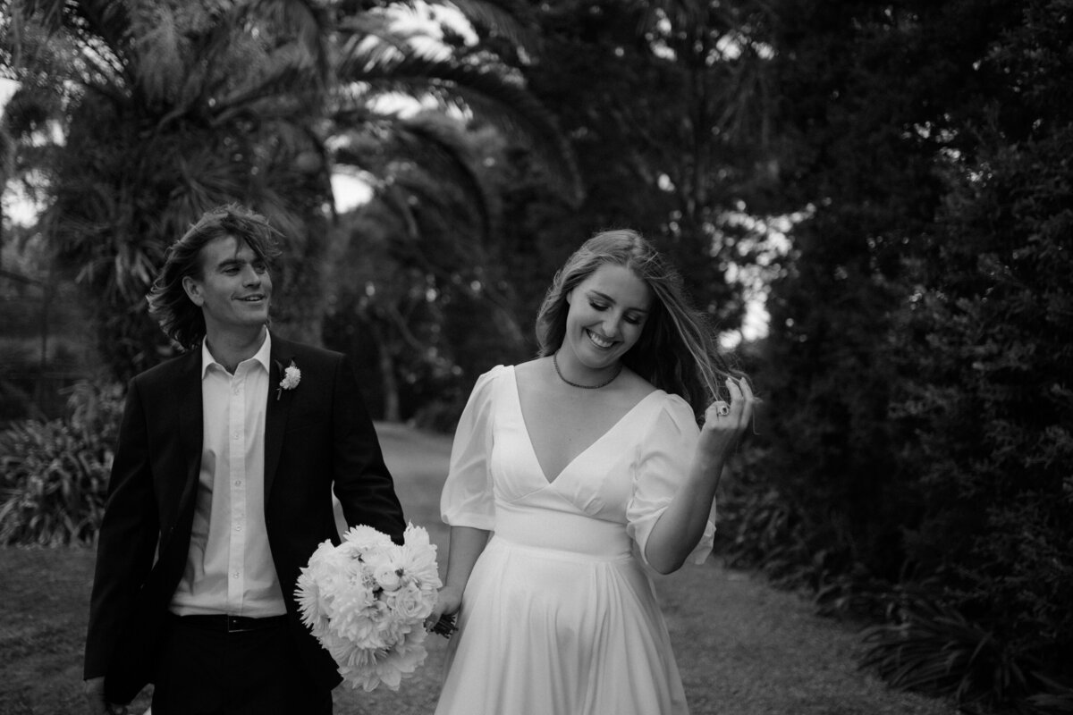 laura and charlie intimate elopement auckland new zealand