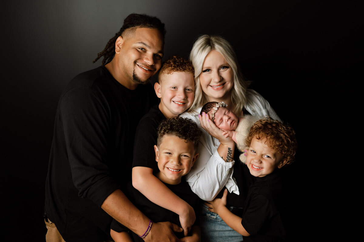 family photos with newborn
