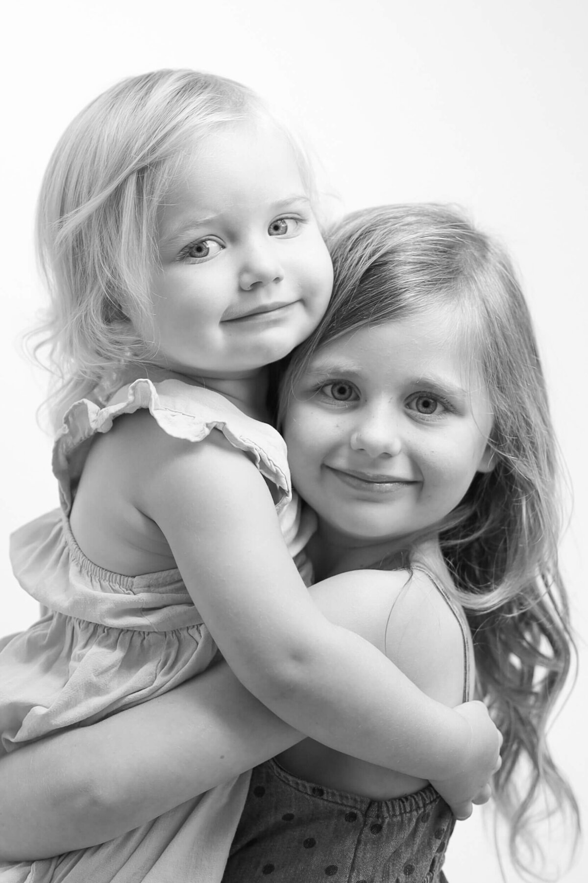 black-and-white-kid-studio-portraits-fort-worth-sibling-photography-22