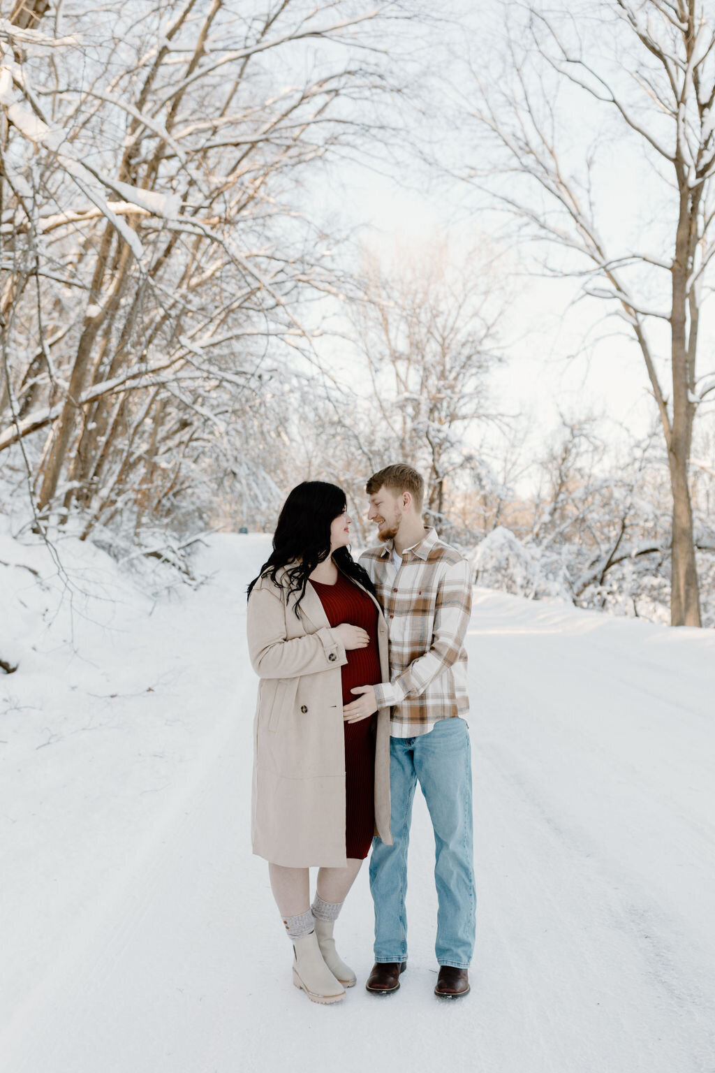 christina_ney_photography_wedding_engagement_lifestyle_photographer_dubuque_iowa_wedding_planning_assistance_adventurous_bold_laidback Family Photography4