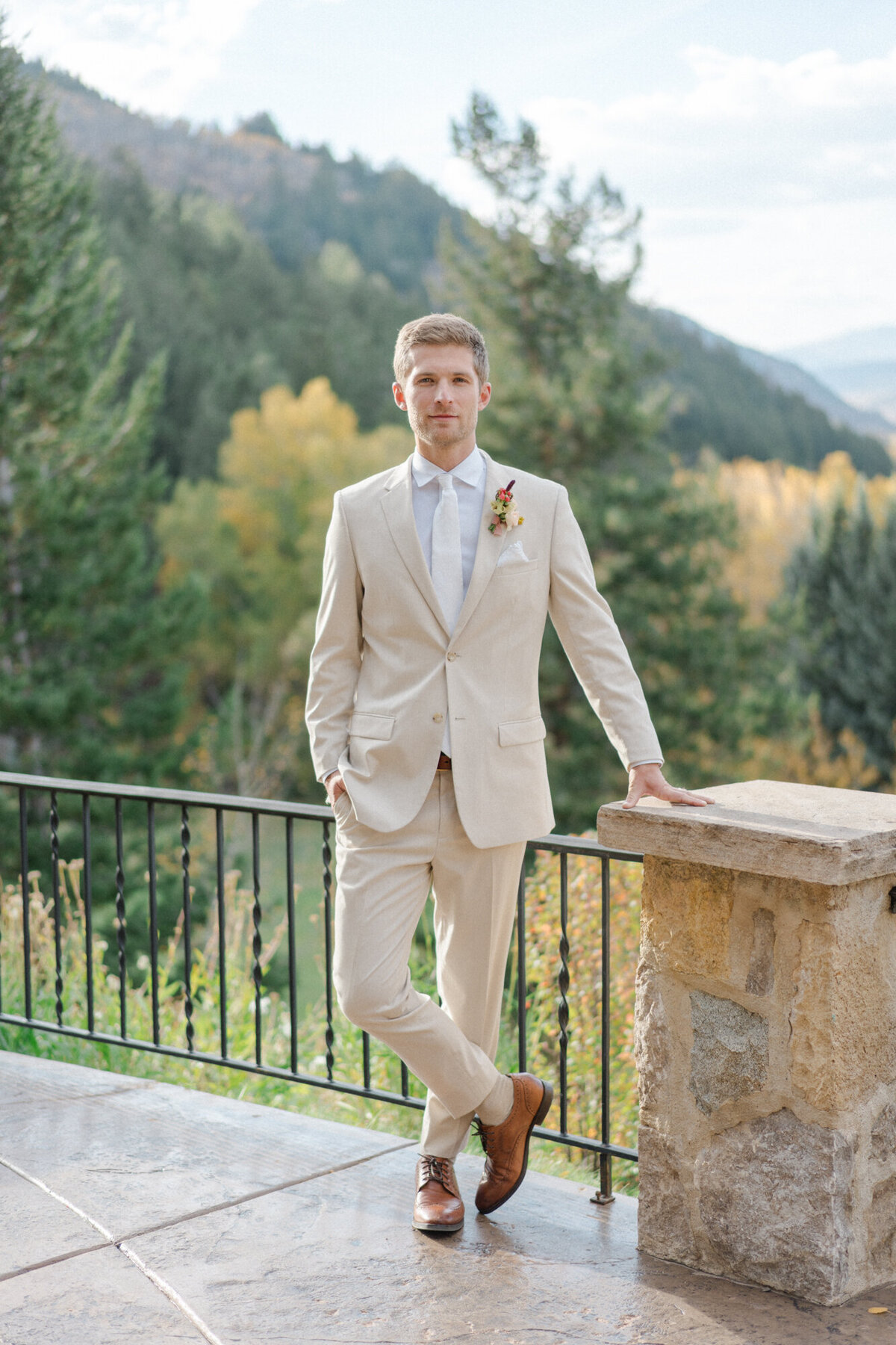 Beaver_Creek_Intimate_Wedding_MaryAnnCraddockPhotography_0042