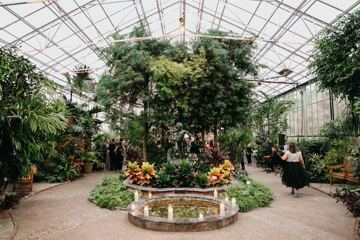 jaclyn-fisher-events-planning-chic-modern-greenhouse-wedding-in-philadelphia-137