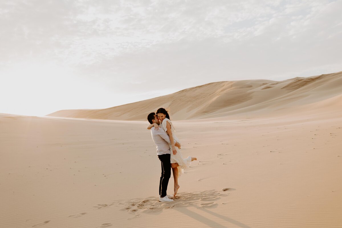 couple at silver lake sand dunes